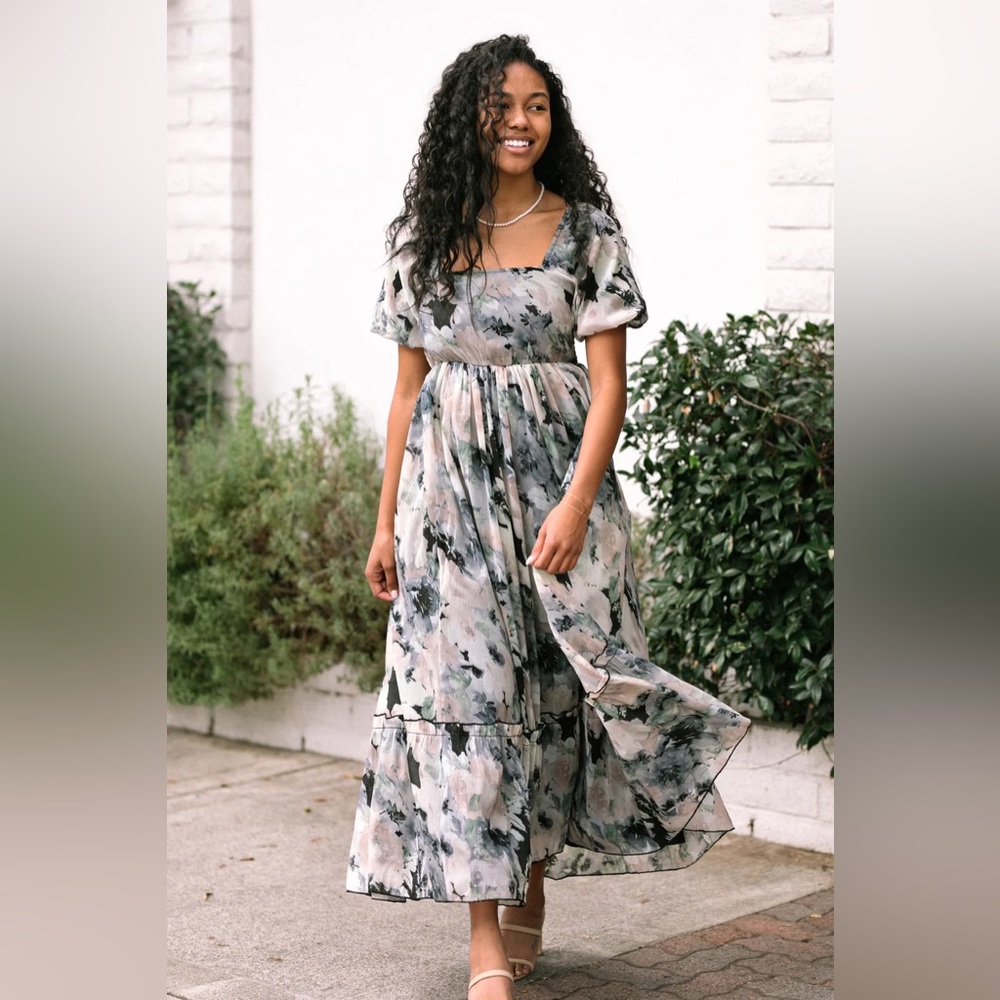 Puff Sleeve Maxi Dress - Floral - Brand new, only worn once